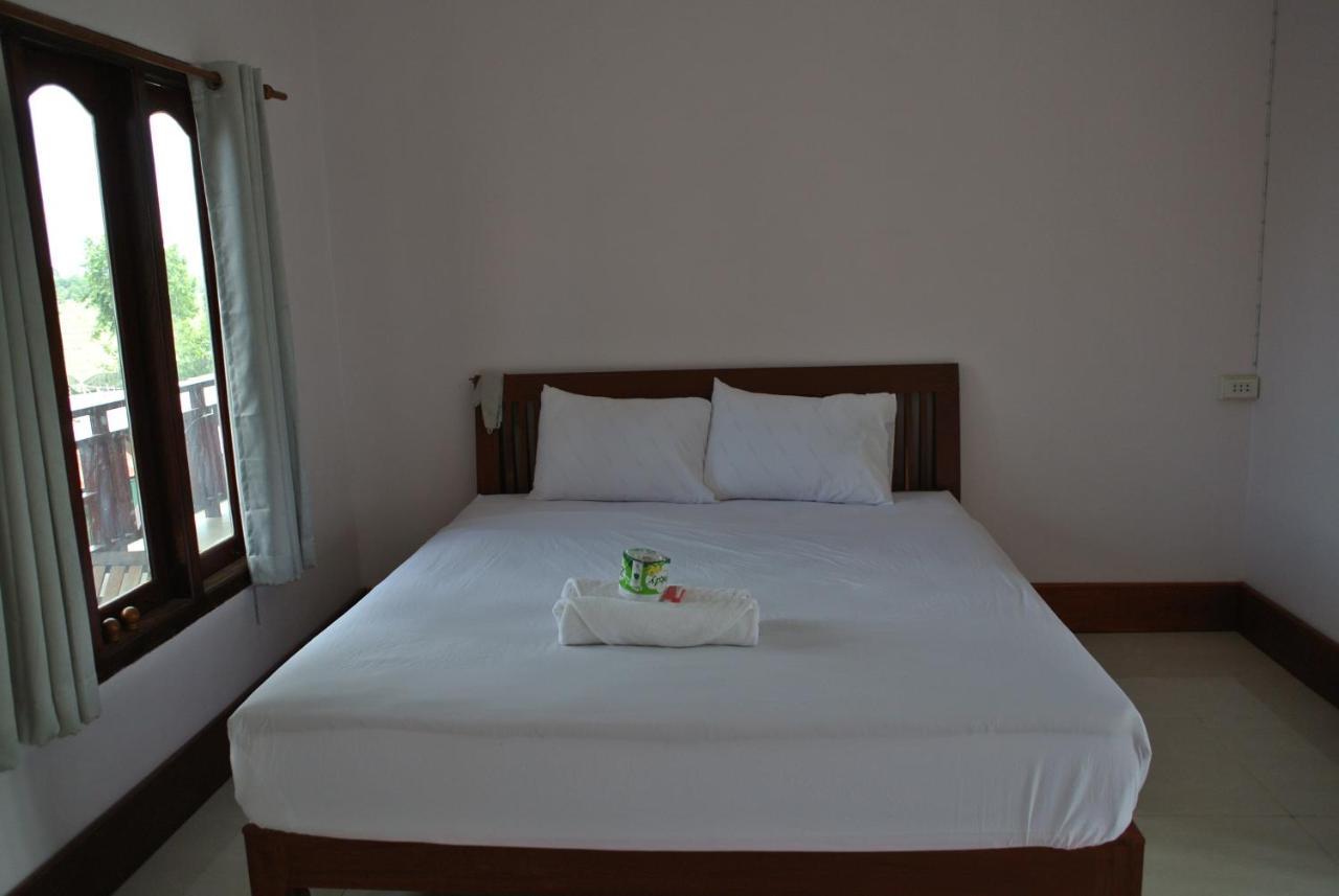 Mama Leurth Sunset Guesthouse Ban Dondét Zimmer foto